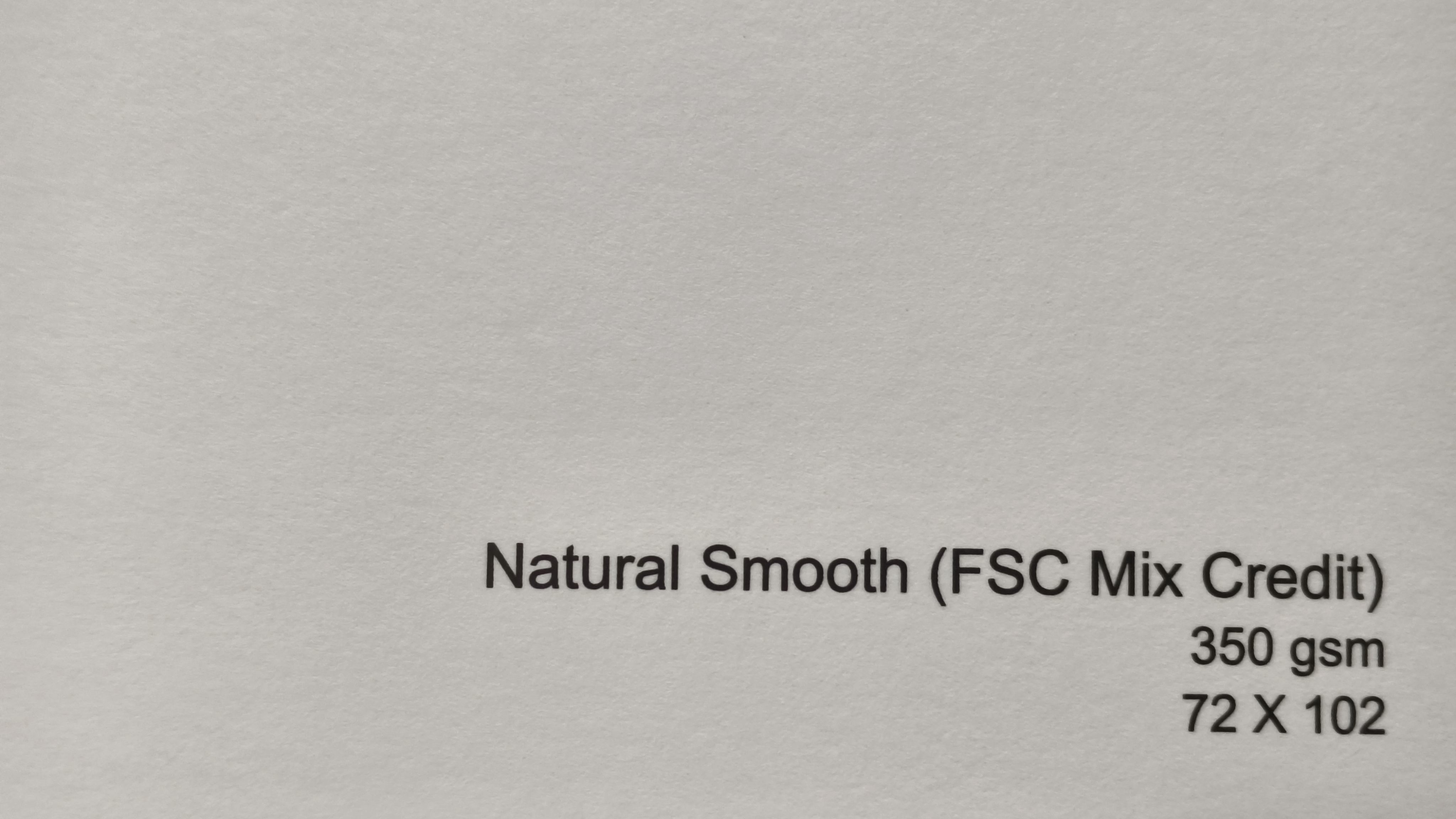 Natural Smooth 72 x 102 cm 350 gsm