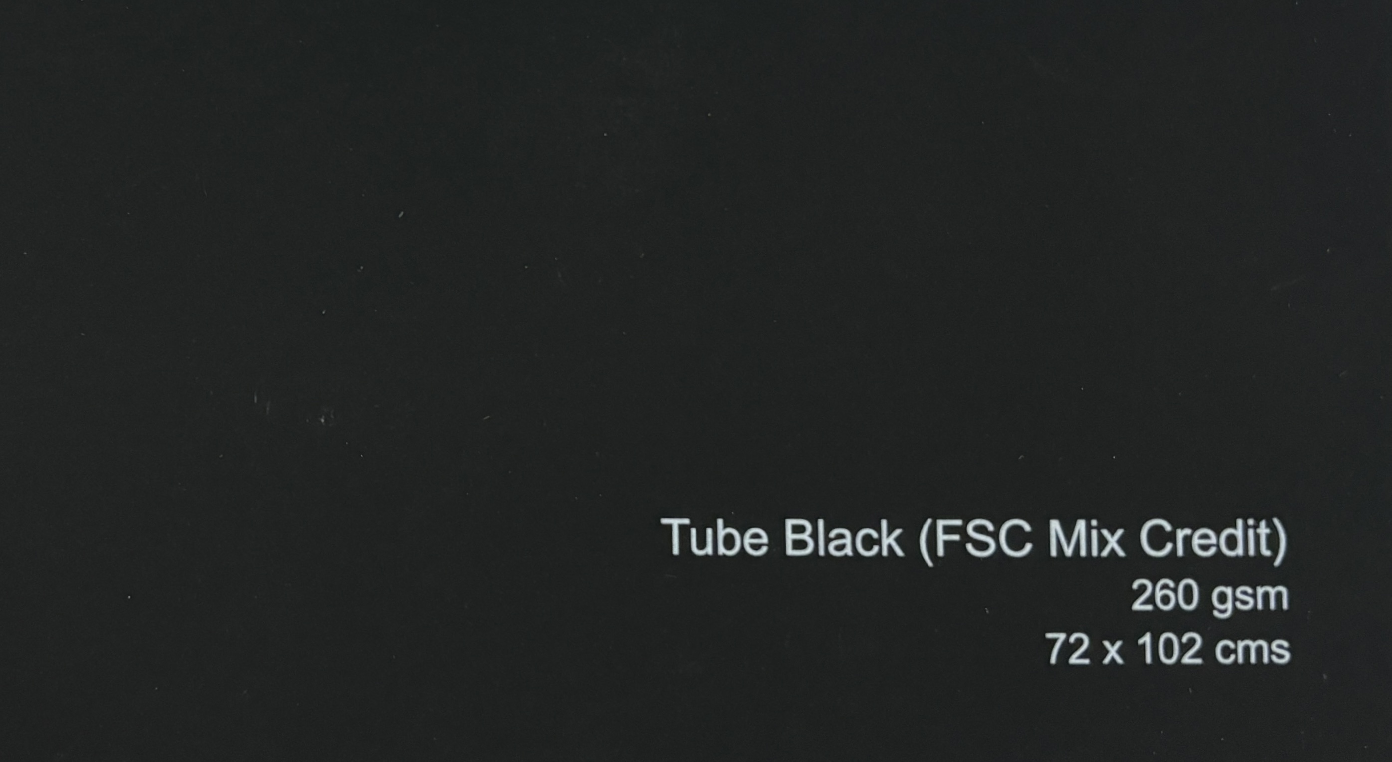 Tube Black 260 gsm 72 x 102 cm